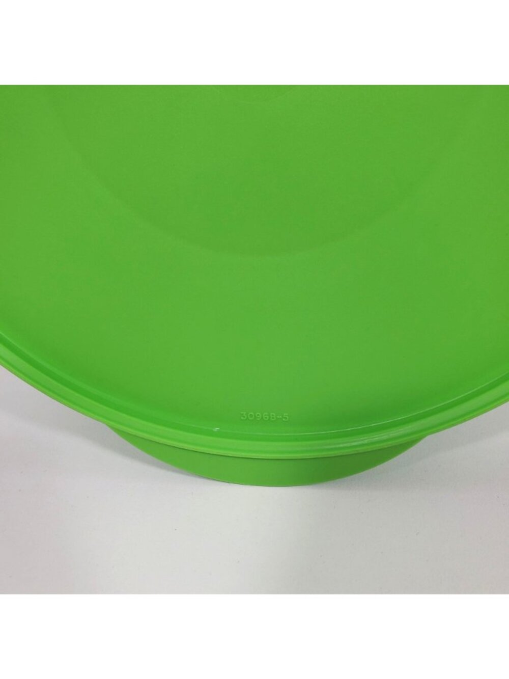 Tupperware Spring Green Replacement Seal Lid Impressions Medium Bowl 3096 B5 - Picture 8 of 10